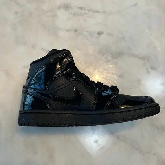 ★Nike ナイキ Jordan 1 Retro Black Patent Jordan 1 Retro OG High Patent Bred for Sale | Authenticity